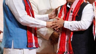 उपराष्ट्रपति ने यूकॉस्ट महानिदेशक प्रो. दुर्गेश पंत को किया सम्मानित उपराष्ट्रपति ने यूकॉस्ट महानिदेशक प्रो. दुर्गेश पंत को किया सम्मानित