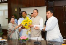 पीएमजीएसवाई सड़कों के रख-रखाव को बनेगी समन्वय समिति, लंबित घोषणाओं पर 20 दिन में जीओ जारी करने के निर्देश — सीएम धामी पीएमजीएसवाई सड़कों के रख-रखाव को बनेगी समन्वय समिति, लंबित घोषणाओं पर 20 दिन में जीओ जारी करने के निर्देश — सीएम धामी