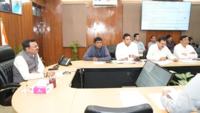 मुख्य सचिव  आनंद बर्द्धन ने सचिवालय में देहरादून शहर के यातायात संतुलन को लेकर देहरादून मोबिलिटी प्लान की बैठक ली