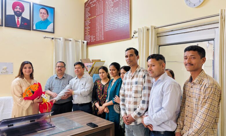 जिला सूचना अधिकारी पद पर प्रियंका जोशी ने संभाला कार्यभार