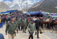 केदारनाथ यात्रा मार्ग पर एसपी रुद्रप्रयाग का पैदल निरीक्षण, सुरक्षा व व्यवस्थाओं को परखा