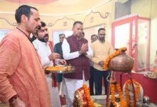 मसूरी के बार्लोगंज में सामुदायिक हाल के सुधारीकरण कार्य का लोकार्पण, मंत्री गणेश जोशी बोले—जनहित सर्वोपरि