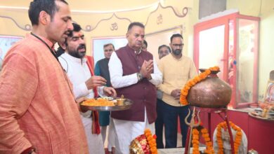 मसूरी के बार्लोगंज में सामुदायिक हाल के सुधारीकरण कार्य का लोकार्पण, मंत्री गणेश जोशी बोले—जनहित सर्वोपरि