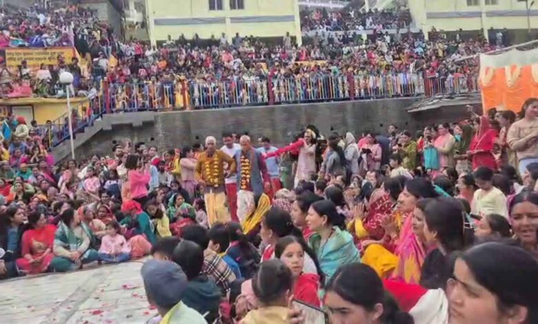 बदरीनाथ धाम कपाट खुलने की प्रक्रिया शुरू, जोशीमठ त्रिमुडिया मेला संपन्न