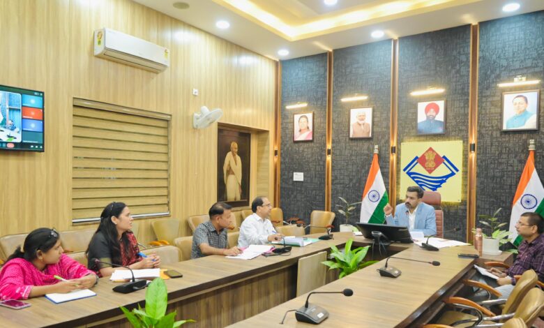 “दुर्लभ बीमारियों से पीड़ित बच्चों के उपचार का जिम्मा उठाएगा जिला प्रशासन, आरबीएसके से अधिक खर्च पर राइफल क्लब फंड से मिलेगी सहायता” “दुर्लभ बीमारियों से पीड़ित बच्चों के उपचार का जिम्मा उठाएगा जिला प्रशासन, आरबीएसके से अधिक खर्च पर राइफल क्लब फंड से मिलेगी सहायता”