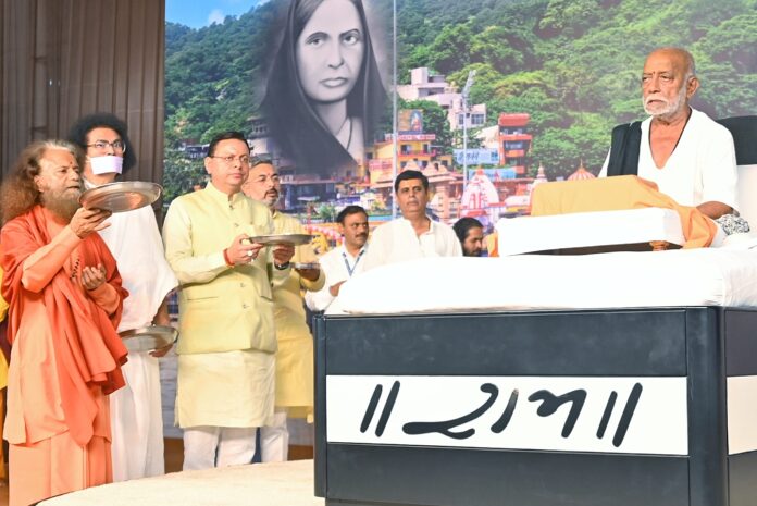 मंदिर में चोरी करना गौ हत्या जैसा महापापः सीएम धामी मंदिर में चोरी करना गौ हत्या जैसा महापापः सीएम धामी
