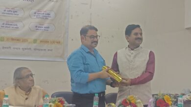 दर्द गढ़वाली समेत आठ साहित्यकार सम्मानित, हिंदी साहित्य समिति ने हिंदी दिवस पर हिंदी भवन में आयोजित किया भव्य समारोह दर्द गढ़वाली समेत आठ साहित्यकार सम्मानित, हिंदी साहित्य समिति ने हिंदी दिवस पर हिंदी भवन में आयोजित किया भव्य समारोह